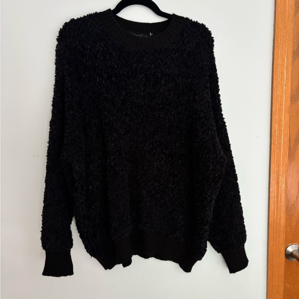 HYFVE Cozy Black Crew Neck Sweater